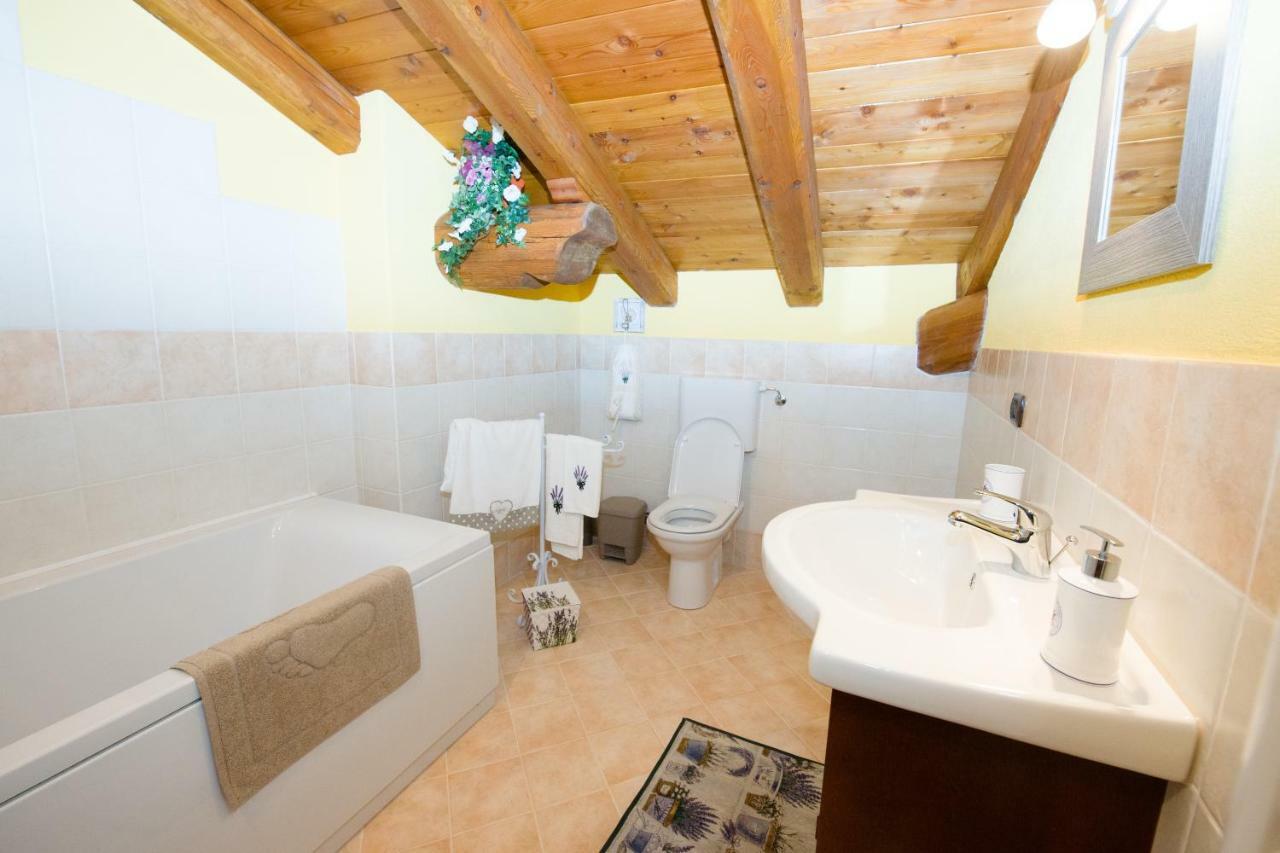 La Coccinella Villa Donnaz ภายนอก รูปภาพ
